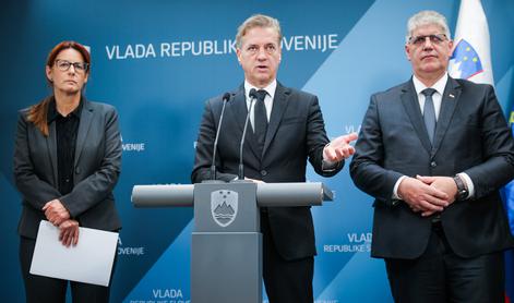Ministra Katič in Poklukar odstopila. Golob: Pogovarjamo se o rešitvah, ki jih v Sloveniji še ni bilo.