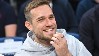 Timi Max Elšnik se je pošalil in nasmejal Srbe