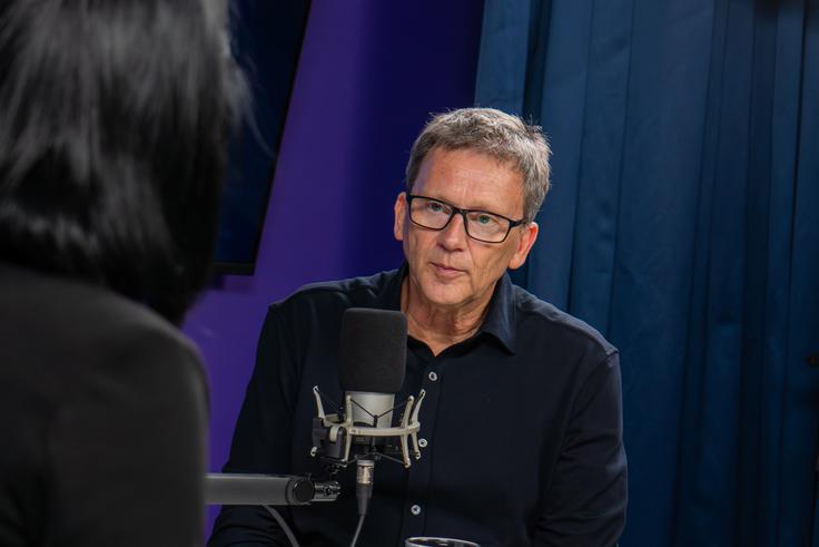 Uhan opozarja, da bodo pri oblikovanju prihodnje koalicije lahko odločali posamezni mandati, zlasti pri strankah, ki so blizu volilnega praga. | Foto: Liam Toni Šironjič