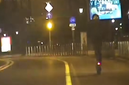 Policisti ujeli voznika električnega skiroja: doletela ga je visoka kazen #video