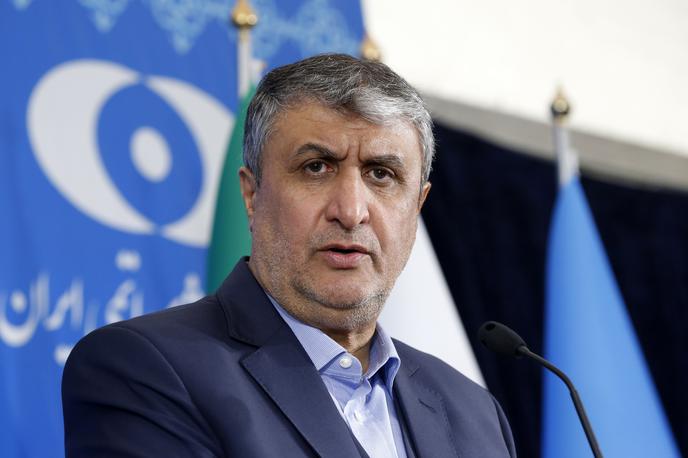 Mohamad Eslami | Eslami je novinarjem povedal, da bi Iran lahko razmislil o redčenju urana, obogatenega na 60 odstotkov, vendar je vse odvisno od tega, ali bodo v zameno odpravljene "vse sankcije". | Foto Guliverimage