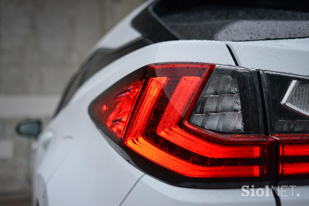 Lexus RX - fotogalerija testnega vozila