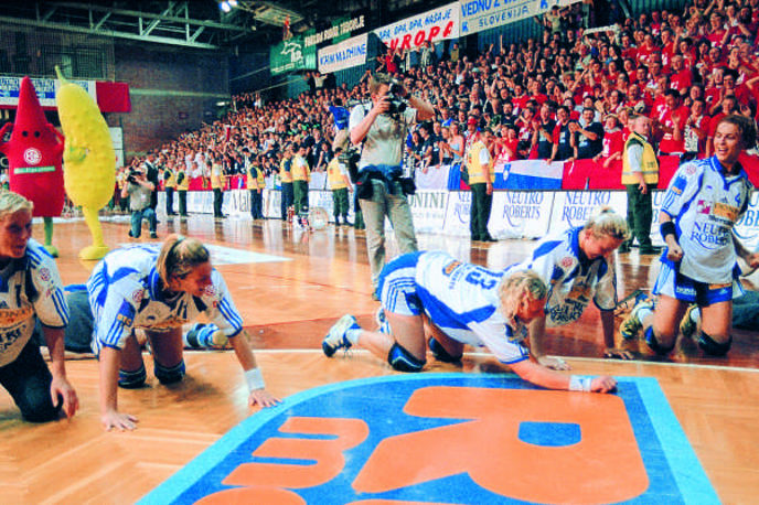 20 let Krim Mercator | 12. maja bo minilo 20 let od prvega velikega uspeha slovenskega ekipnega športa. | Foto Rk Krim Mercator