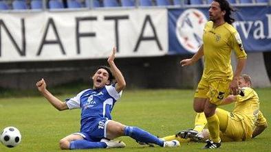 Domžale kar brez treh igralcev