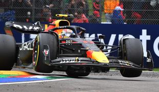 Dvojna zmaga za Red Bull, poraz Ferrarija in polomija Hamiltona