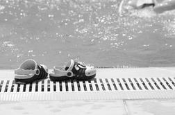 Utopitev otroka v bazenu: reševalcem ga je uspelo stabilizirati