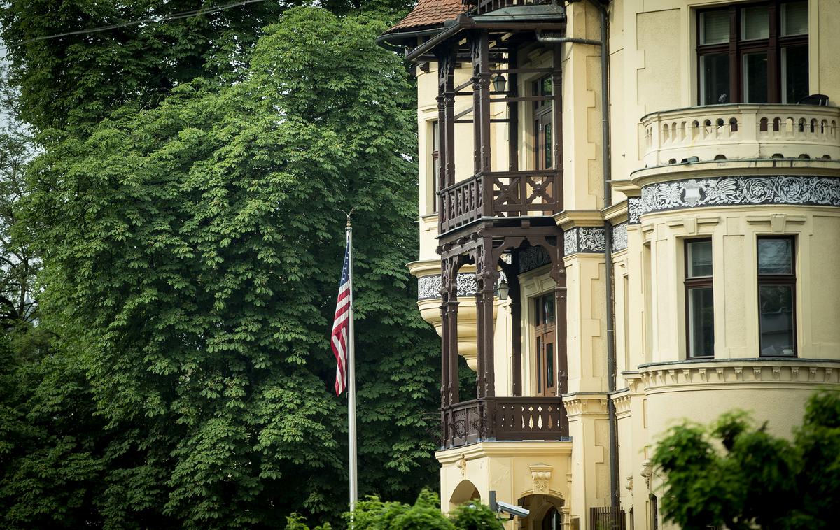 ameriško veleposlaništvo ZDA | Nova ameriška veleposlanica v Sloveniji je Lynda Blanchard. Na fotografiji ameriško veleposlaništvo v Ljubljani. | Foto Ana Kovač