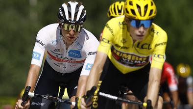 Pogačar in Vingegaard na isti višini, pri slovenskem šampionu še vprašaj