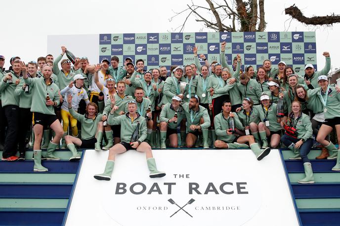Cambridge veslanje | Vsakoletna veslaška tekma med največjima britanskima univerzama iz Cambridgea in Oxforda je zaradi nevarnosti širjenja novega koronavirusa odpovedana. | Foto Reuters