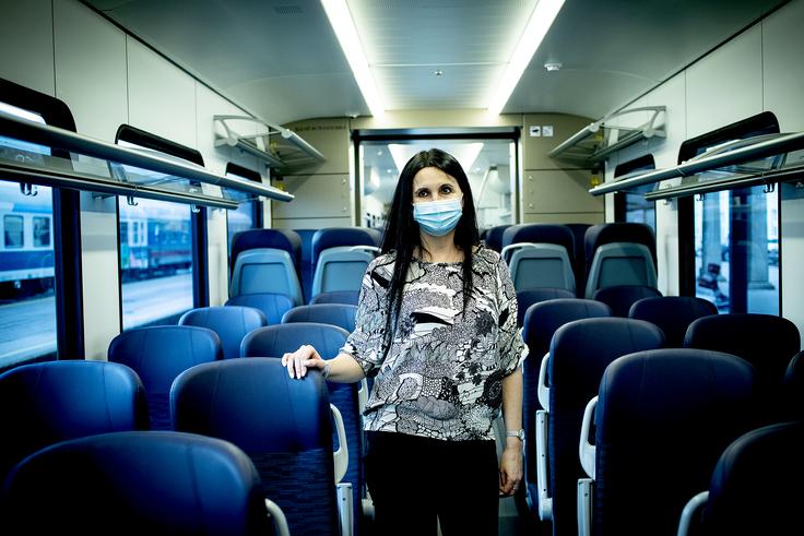 "Med 4. januarjem letos, ko je začel voziti vlak med Ljubljano in Kočevjem, in 31. januarjem smo prepeljali 7.438 potnikov, v februarju pa 7.512 potnikov." | Foto: Ana Kovač