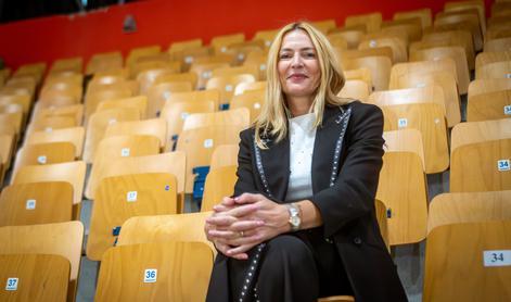 "Fokus je trenutno sanirati finančno luknjo, ki ni majhna"