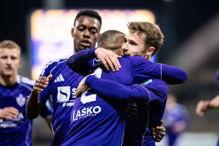 Maribor je zmagal s 3:0. | Foto: Jure Banfi