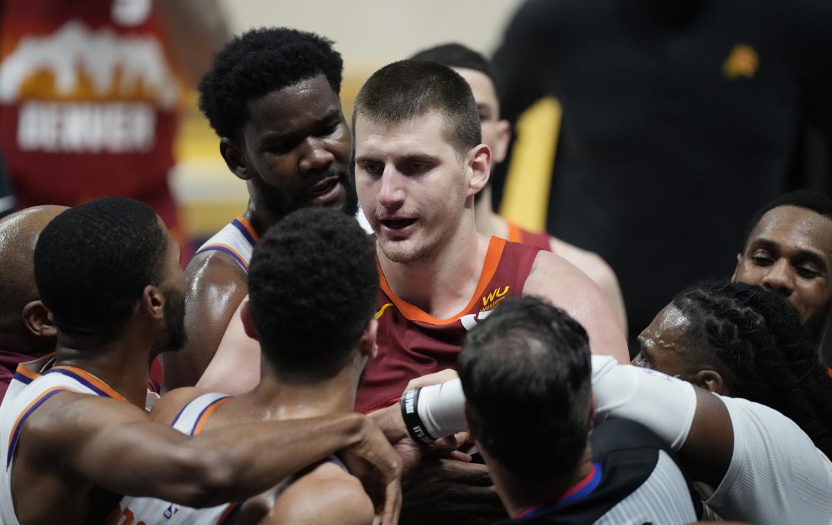 Nikola Jokić | Vlatko Čančar bi lahko z Denverjem izpadel v končnici lige NBA že v noči na ponedeljek. | Foto Guliverimage
