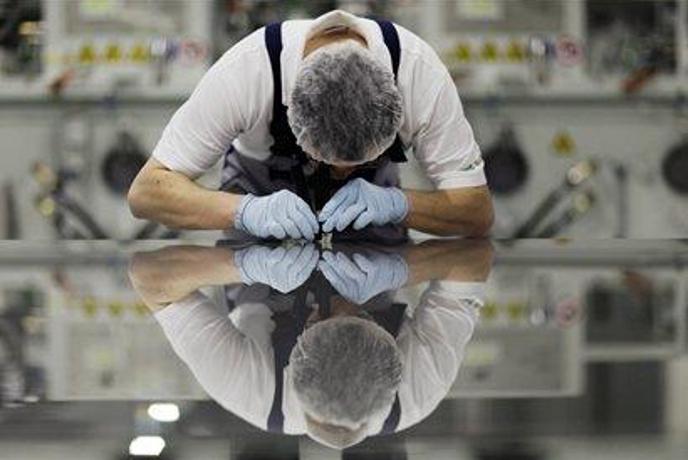 Zoper delo na črno s celovitim programom ukrepov