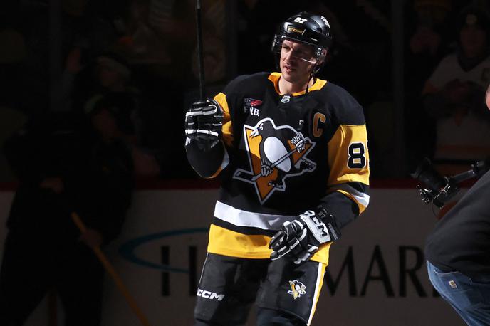 Sidney Crosby | Sidney Crosby je na prvem mestu po točkah franšize prehitel Maria Lemieuxa. Kanadčan je zdaj pri 1.724 točkah. | Foto Reuters