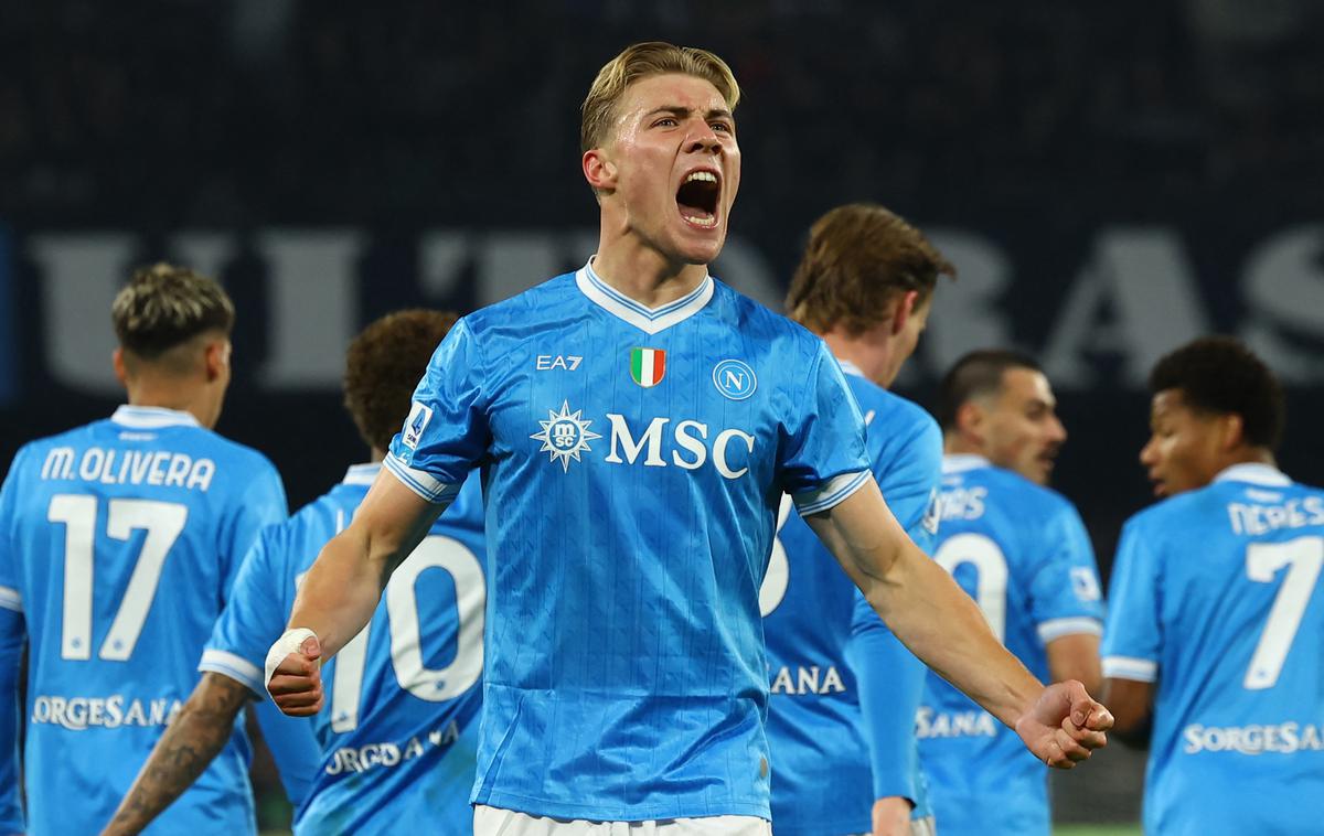 Napoli : Juventus | Branilec italijanskega naslova Napoli se bo v nedeljo mudil v neposredni bližini Slovenije. | Foto Reuters