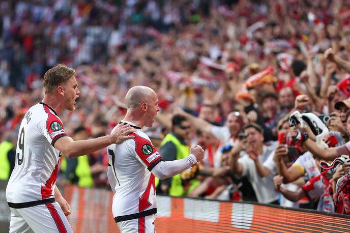 Rayo Vallecano | Rayo Vallecano je na prvi četrtfinalni tekmi visoko premagal AEK, ki je pred tem izločil NK Celje. | Foto Reuters