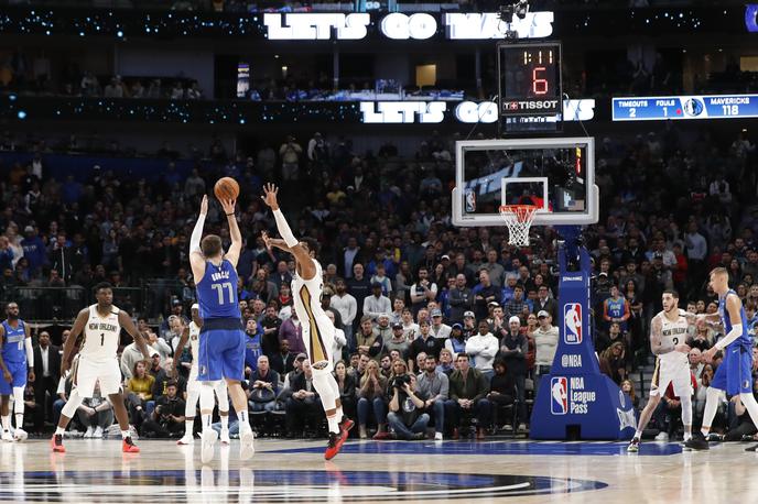 Dallas Mavericks, Luka Dončić | Vodstvo NBA se zavzema, da bi košarkarji raje trenirali pod nadzorovanimi razmerami, ki jih nudijo klubski prostori. | Foto Reuters