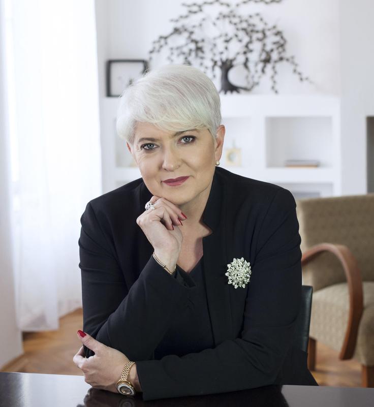 Prva dama slovenskih žičničarjev Manuela Božič Badalič si veliko obeta od predloga, ki bi žičnice uvrstil v javno infrastrukturo in bi smučiščem tako omogočil sofinanciranje države. | Foto: osebni arhiv/Lana Kokl
