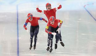 Norveškim drsalcem zlato v ekipnem zasledovanju