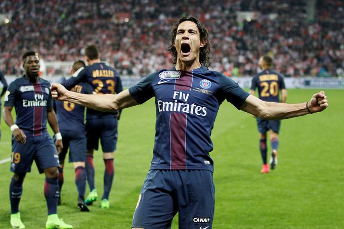 Pariški klub, ki je pred kratkim ostal brez naslova francoskega prvaka, razmišlja o novem vratarju. Med kandidati je tudi 24-letni Gorenjec. | Foto: Reuters