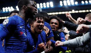 Chelsea bo lahko kmalu spet nakupoval
