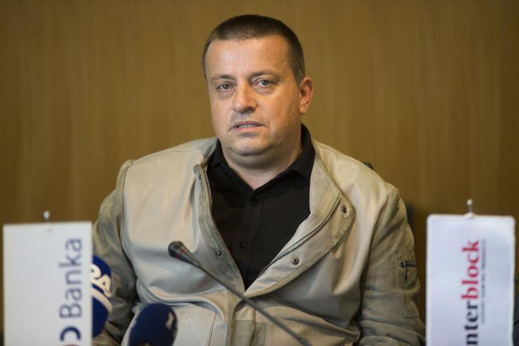 Joc Pečečnik je pohvalil angažiranost in profesionalnost največje domače banke. | Foto: Matej Leskovšek