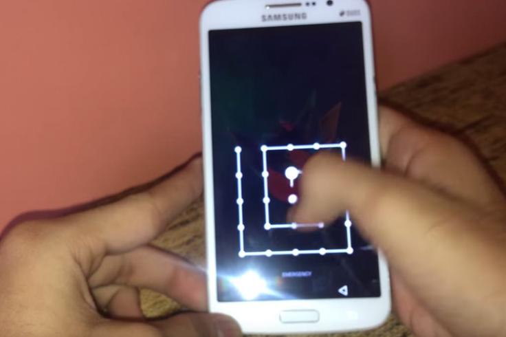 Nekateri pametni telefoni v nastavitvah omogočajo tudi povečanje številka pik v mreži z 9 na 16, 25 ali celo 36, na primer. Največje število mogočih vzorcev se s tem skokovito poveča. Ni treba, da na večji mreži izberete veliko bolj zapleten vzorec, lahko je enak kot na manjši, le prestavite ga drugam. | Foto: YouTube