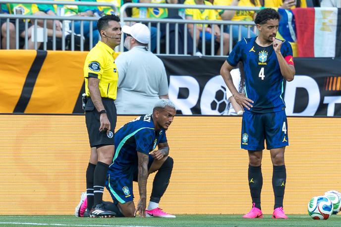 Wesley | Brazilci so ostali brez edinega pravega desnega bočnega branilca v ekipi Wesleyja. | Foto Reuters