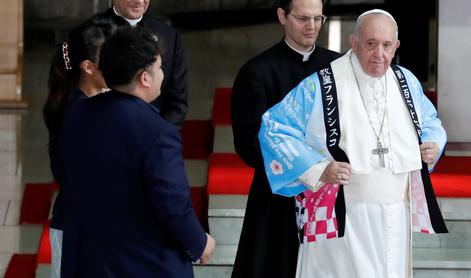 Papež na srečanju z žrtvami iz Fukušime: To je bila trojna katastrofa