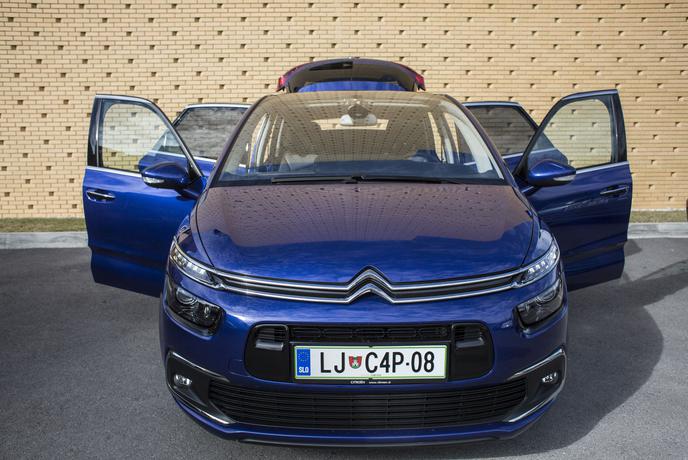Citroën C4 picasso – družinska klasika s pridihom visoke tehnologije