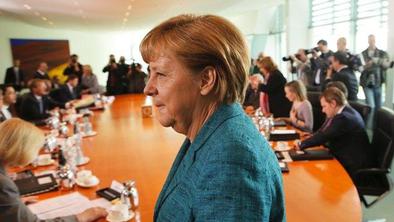 Angela Merkel za dodatno odprtje trga dela migrantom