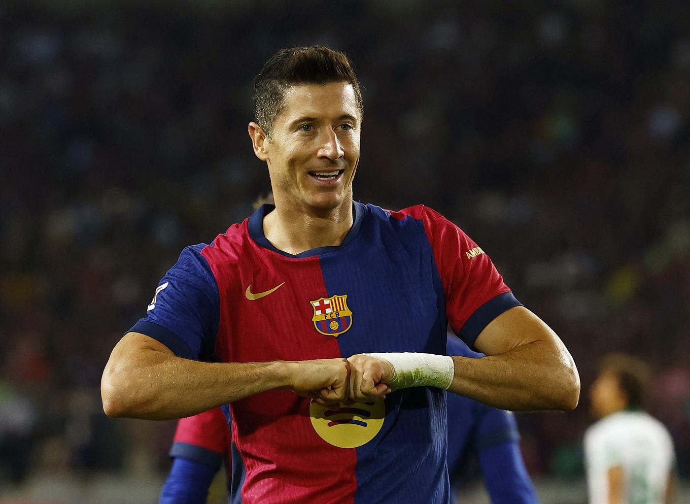 Robert Lewandowski é o maior goleador do campeonato espanhol com sete gols. | Foto: Reuters