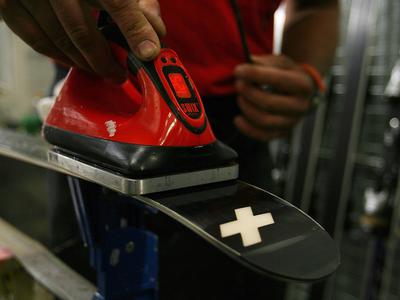 Slovenska serviserja v ameriški reprezentanci nadzorujeta varnostnika