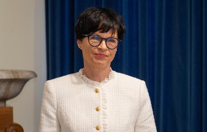 Marta Kos je v resnici Tara!