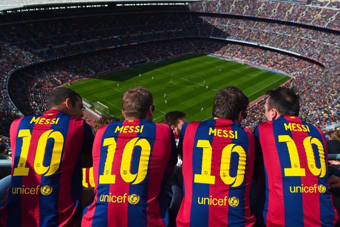 Glede na poročilo finančne skupine je nogometni klub Barcelona z 2,8 milijarde tržne vrednosti tretji najvrednejši nogometni klub na svetu.  | Foto: Guliverimage/Getty Images