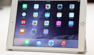 Največji sovražnik iPada nosi jabolčni logotip