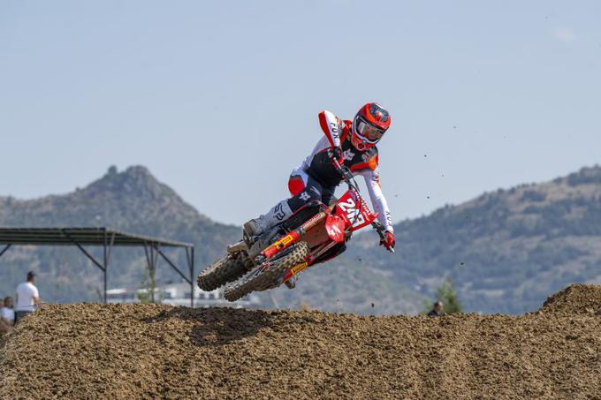 Tim Gajser ni našel boljših linij za prehitevanje. | Foto: Honda Racing/ShotbyBavo