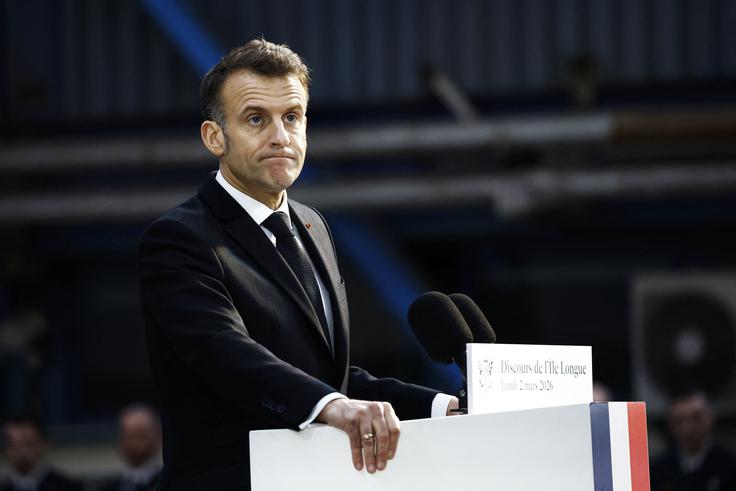 Francoski predsednik Emmanuel Macron je danes izrazil zaskrbljenost. | Foto: Reuters