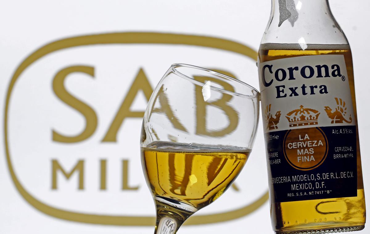 Pivo, SAB Miller, Corona, AB Inbev | Pod okriljem AB InBev je prek lastništva mehiške družbe Grupo Modelo, ene največjih pivovarn na svetu, tudi zelo prepoznavna znamka piva Corona. | Foto Reuters