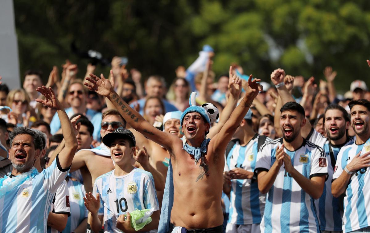 SP navijači Argentina | Evforija v Beunos Airesu, kjer znova sanjajo o naslovu prvaka. | Foto Reuters