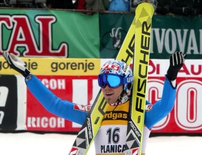 Bjoern Einar Romoeren je zadnji planiški svetovni rekorder. 20. marca leta 2005 je poletel 239 metrov. | Foto: Reuters