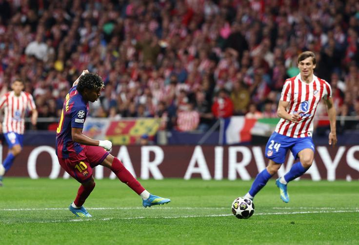 Lamine Yamal je sanjsko odprl srečanje. | Foto: Reuters