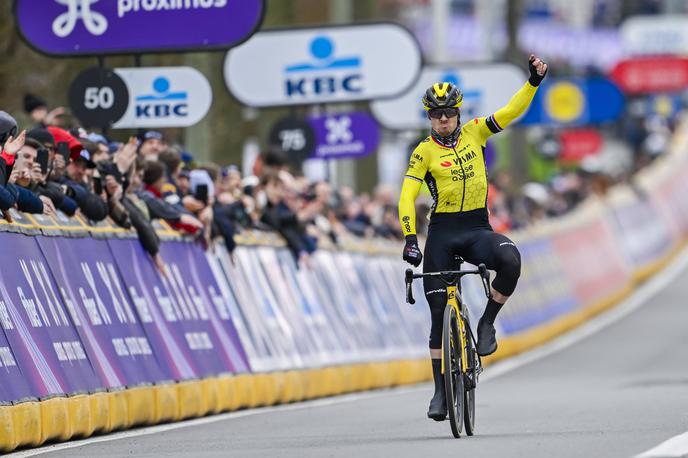 Jan Tratnik | Jan Tratnik je osvojil belgijsko klasiko Omloop Het Nieuwsblad. To je bila za 34-letnega Idrijčana 12. profesionalna zmaga in najprestižnejša doslej. | Foto Guliverimage