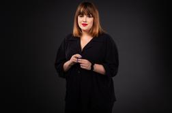 Nika Kovač: na letalu sem bila z "muckom" Janezom Janšo