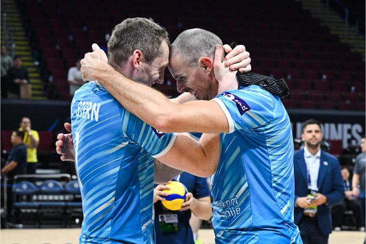 Tonček Štern in Alen Pajenk bosta v novi sezoni pomembna člena ACH Volleyja, ki pa bo prvo tekmo v domačem prvenstvu odigral pozneje, saj ga najprej čaka prva tekma kvalifikacij za nastop v ligi prvakov. | Foto: Volleyball World