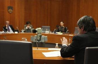 Priče pred komisijo DZ se ne spomnijo domnevnega sestanka za Trojane in Šentvid