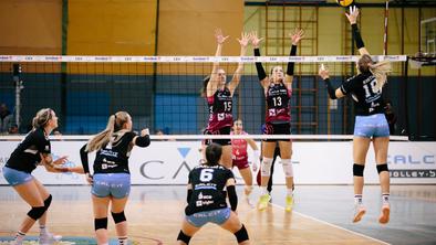 Kamničanke niso ostale le pri besedah