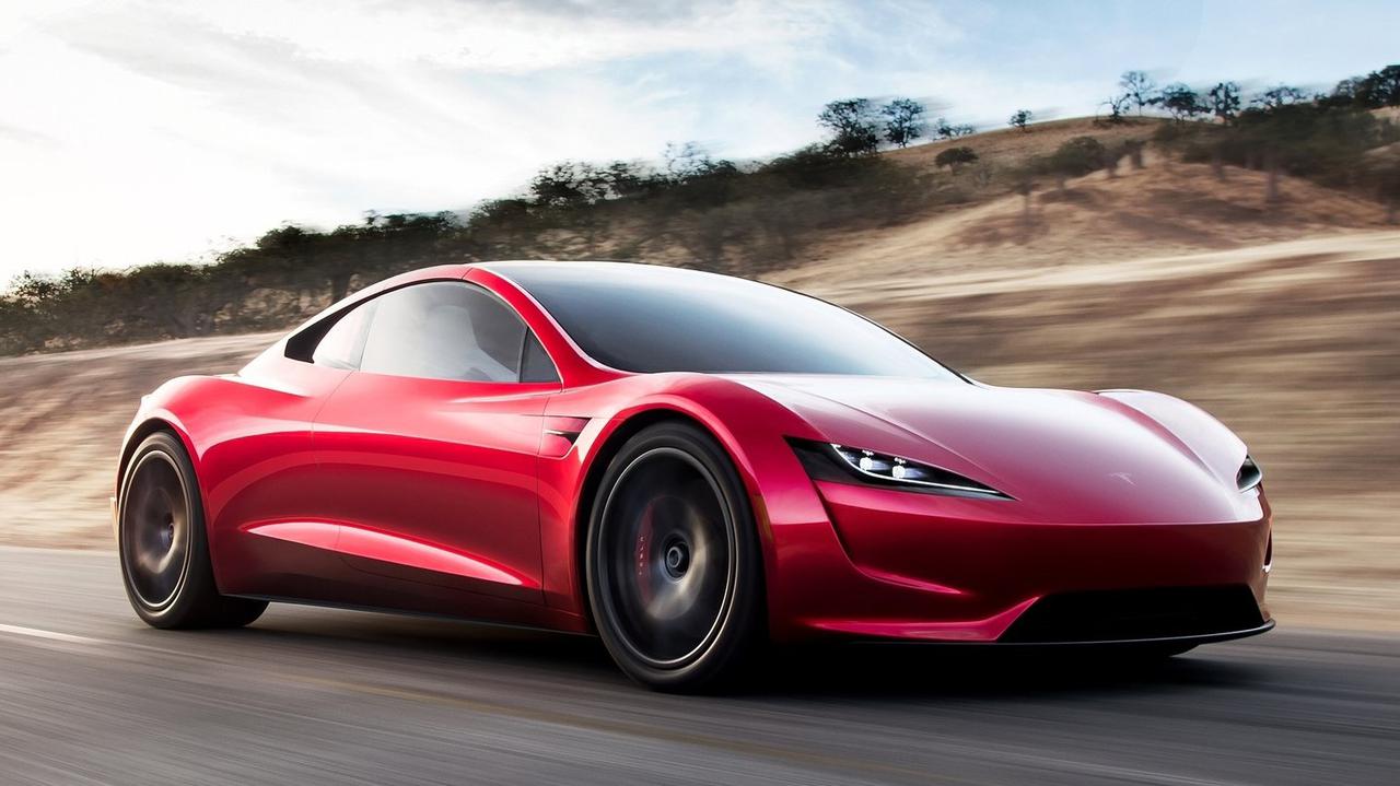 Devet let obljub – šov ali gre zares? Tesla bo ponoči razkrila novi roadster.