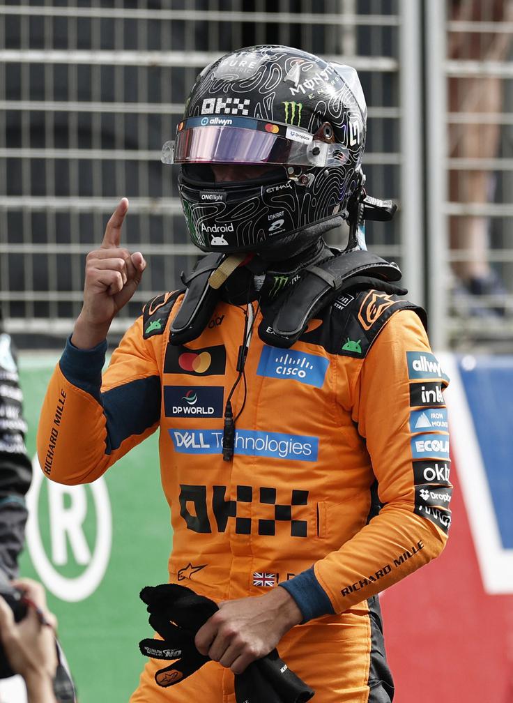  Lando Norris je dosegel drugo zmago letos in 13. v formuli 1. Z njo se vrača v igro za naslov prvaka. | Foto: Reuters